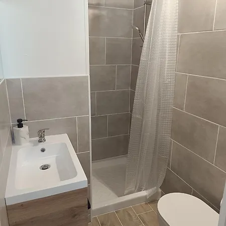 Les De La Fontaine *