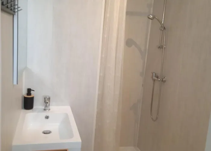 Semesterbostad Les De La Fontaine *