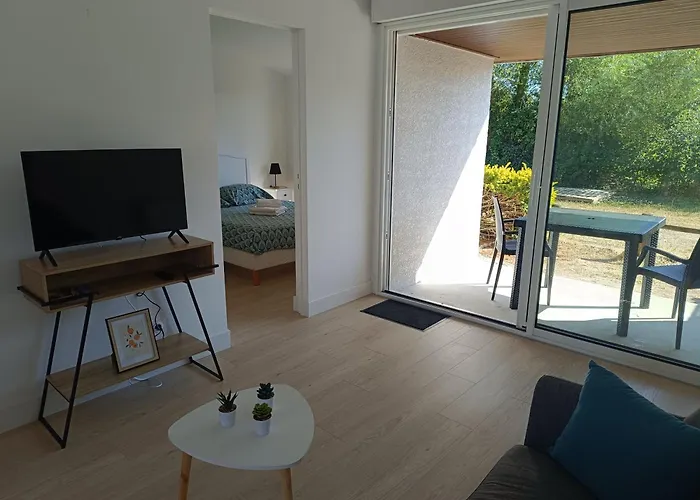 Semesterbostad Les De La Fontaine *